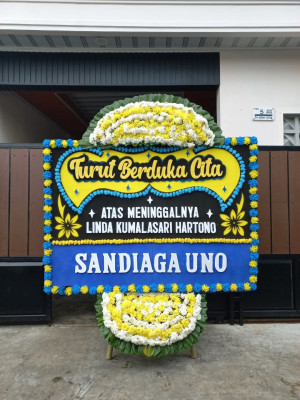 Papan Bunga Duka di Mekarnangka