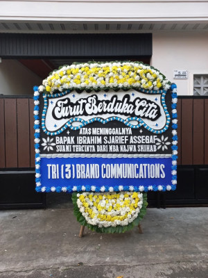 Papan Bunga Duka di Mekarnangka